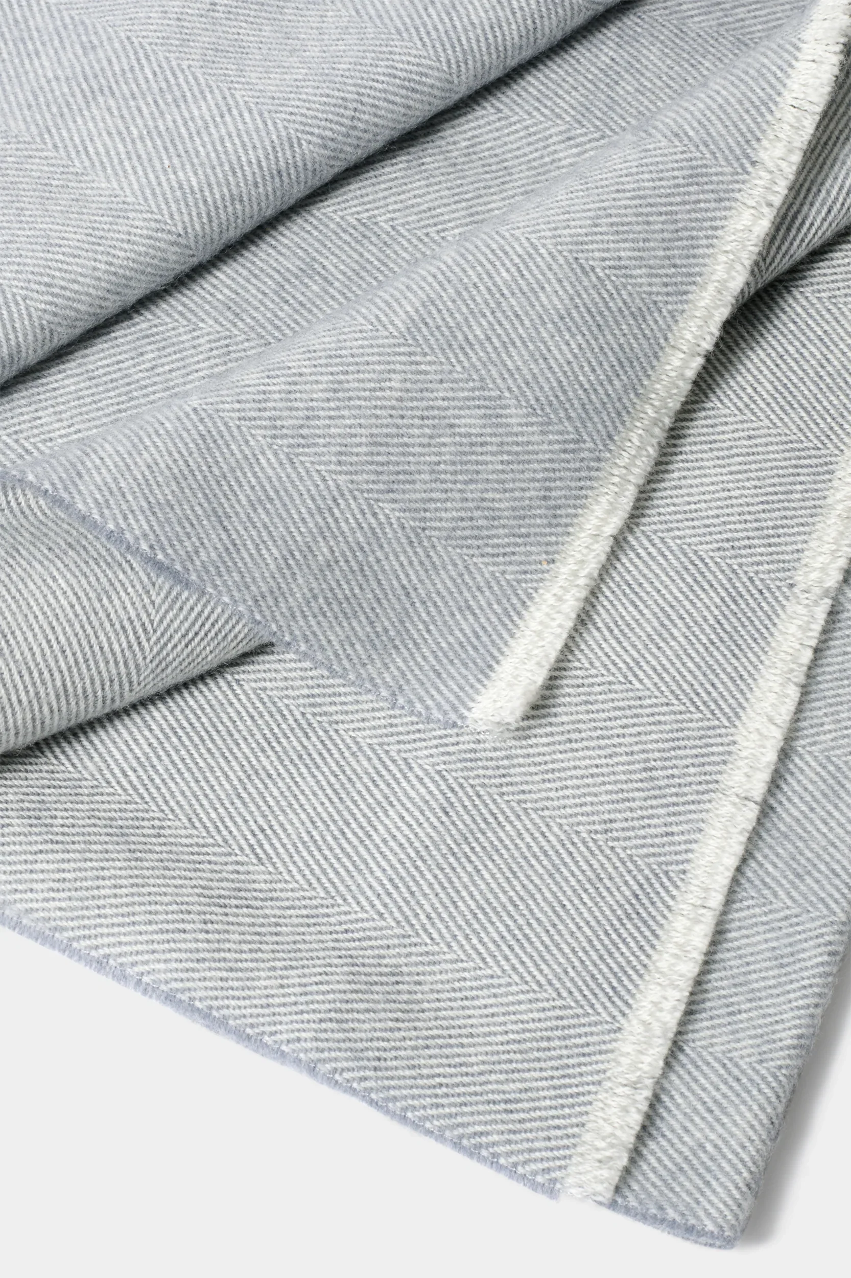 Light grey herringbone scarf - Made in Italy - Image 2