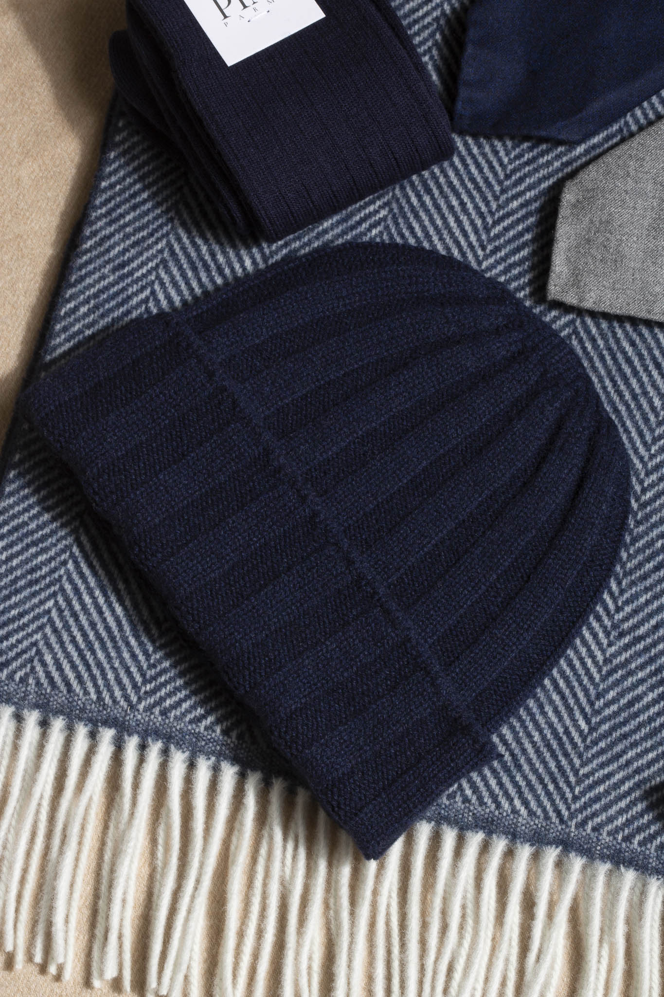 Blue Cashmere rib knit beanie - Made in Italy - Image 3
