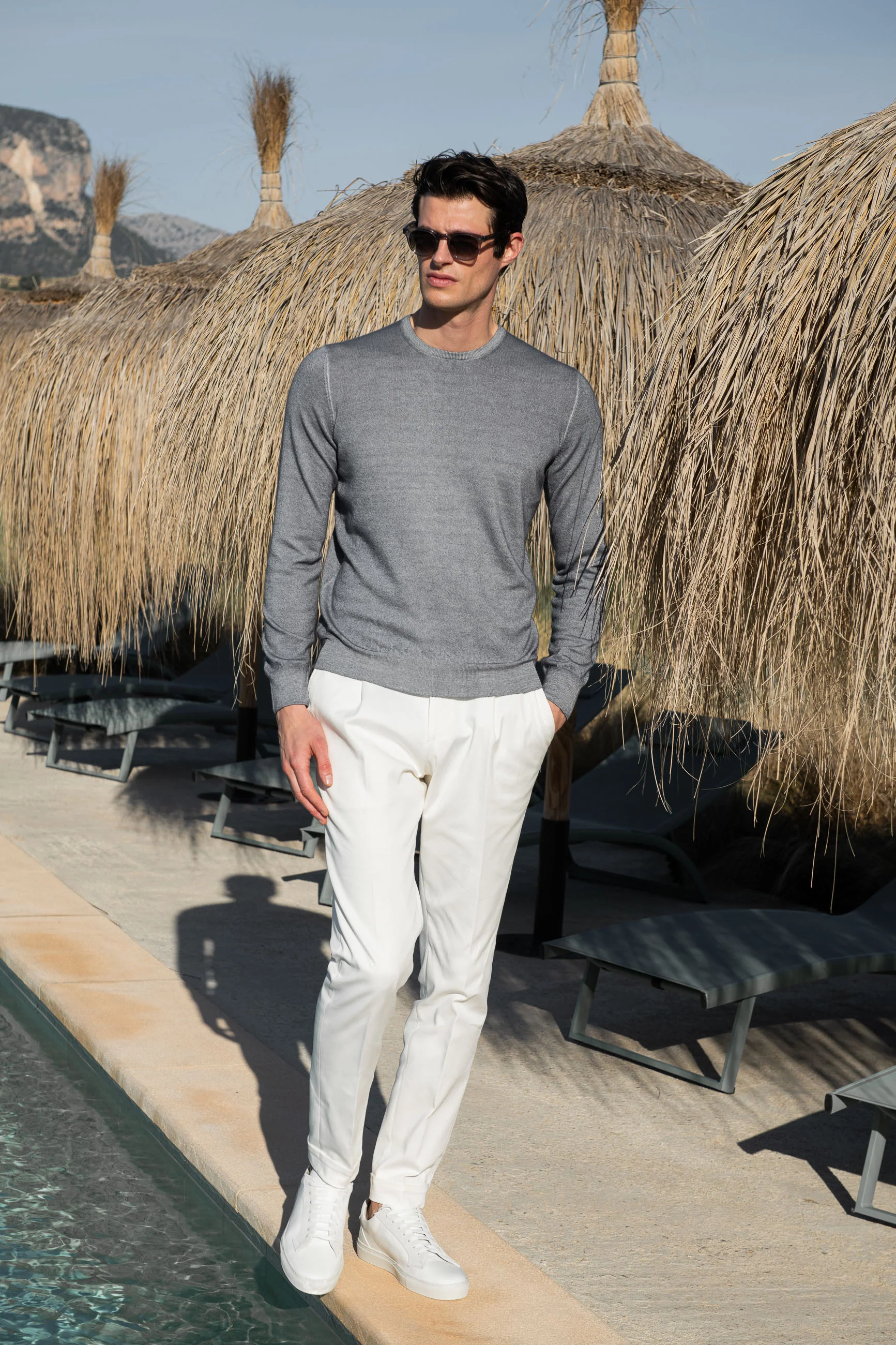 Grey superlight cashmere round neck – Made in italy - Image 5