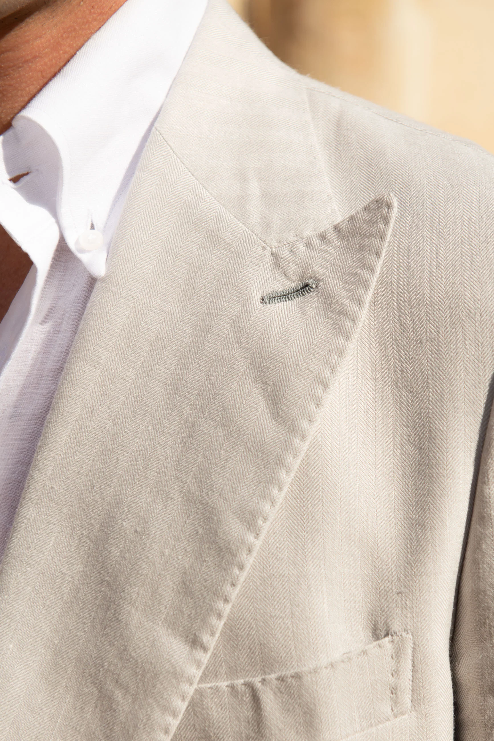 Natural herringbone double breasted suit - Made in Italy - Image 3