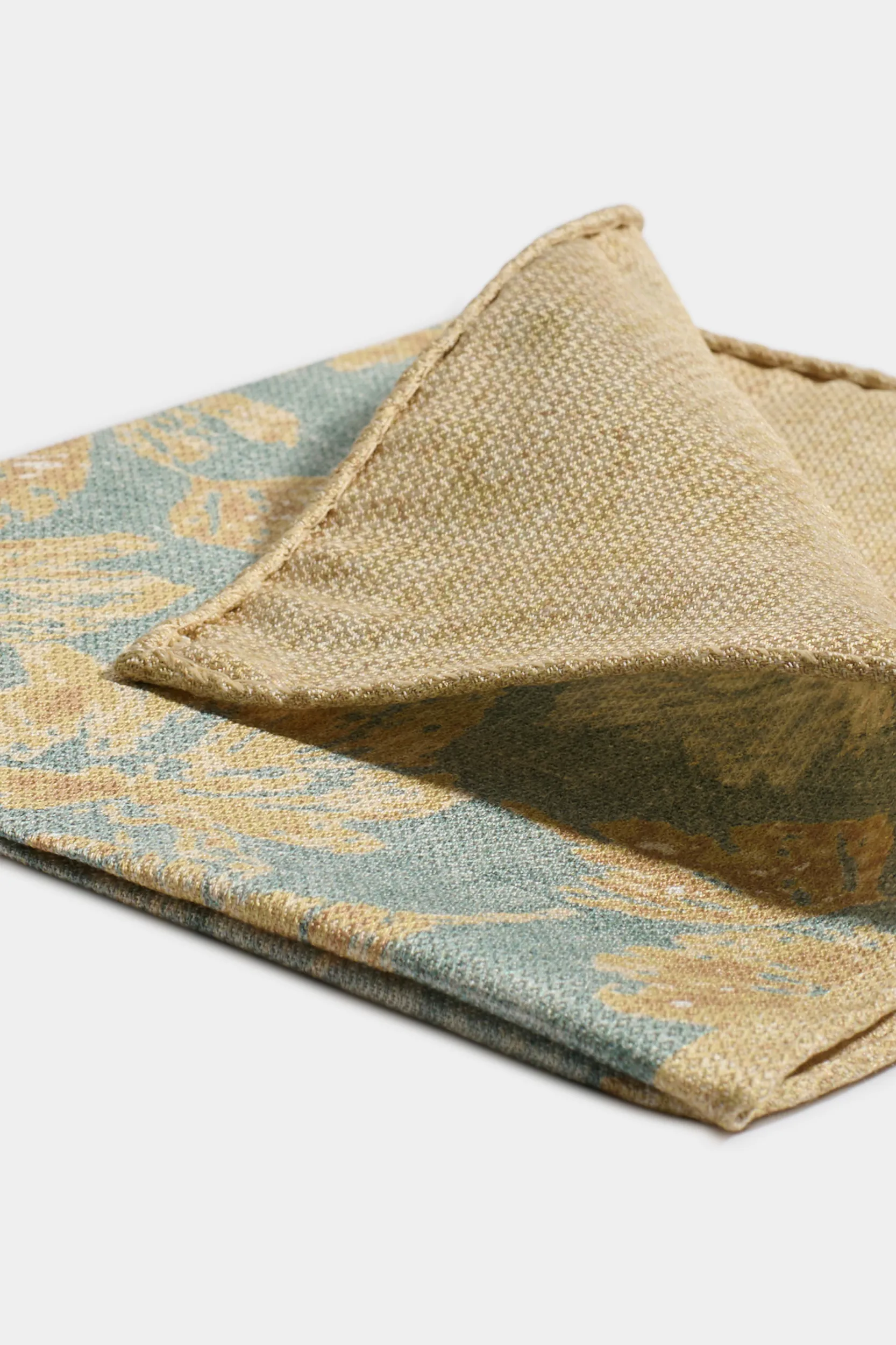 Sage macro flower pocket square - Made in Italy - Image 2