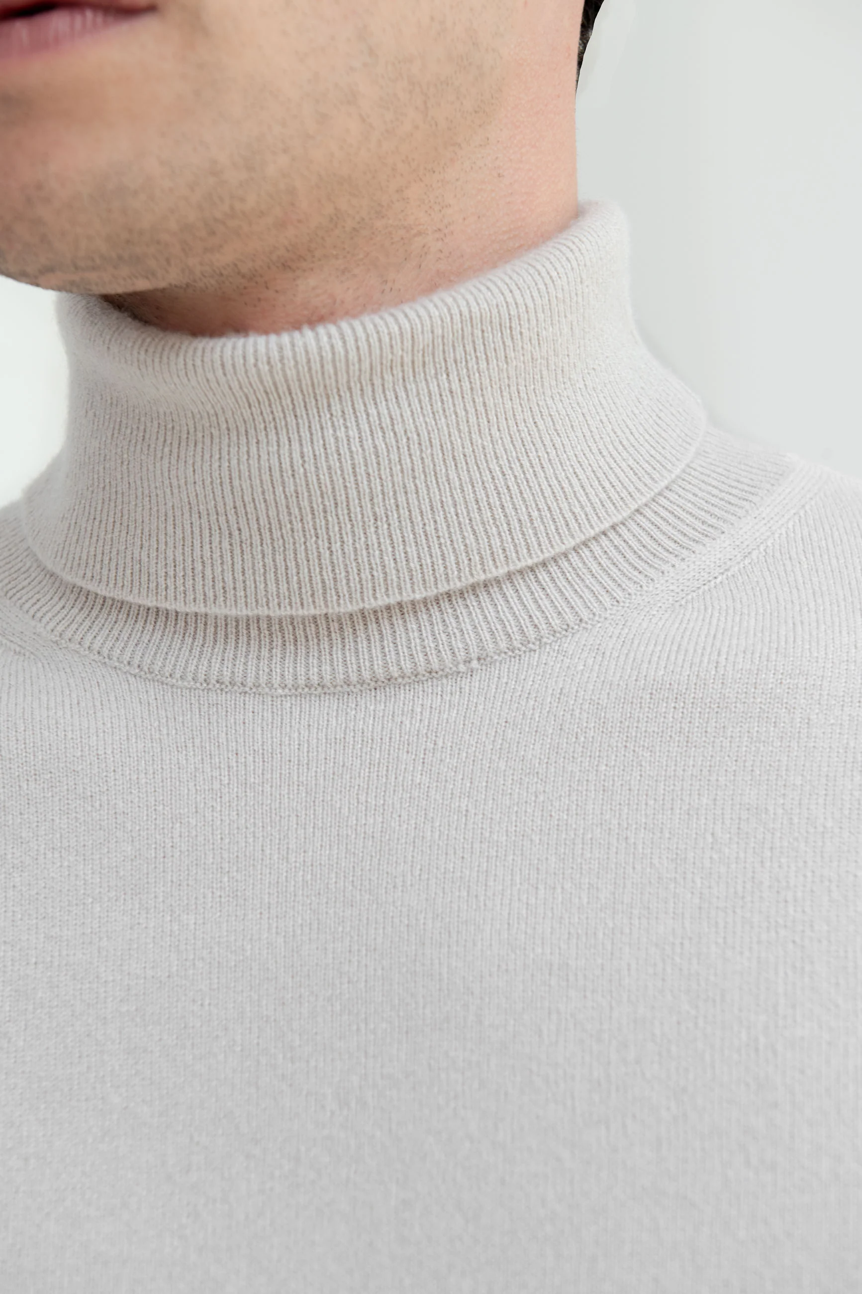 Sand cashmere turtleneck - Made in italy - Image 4