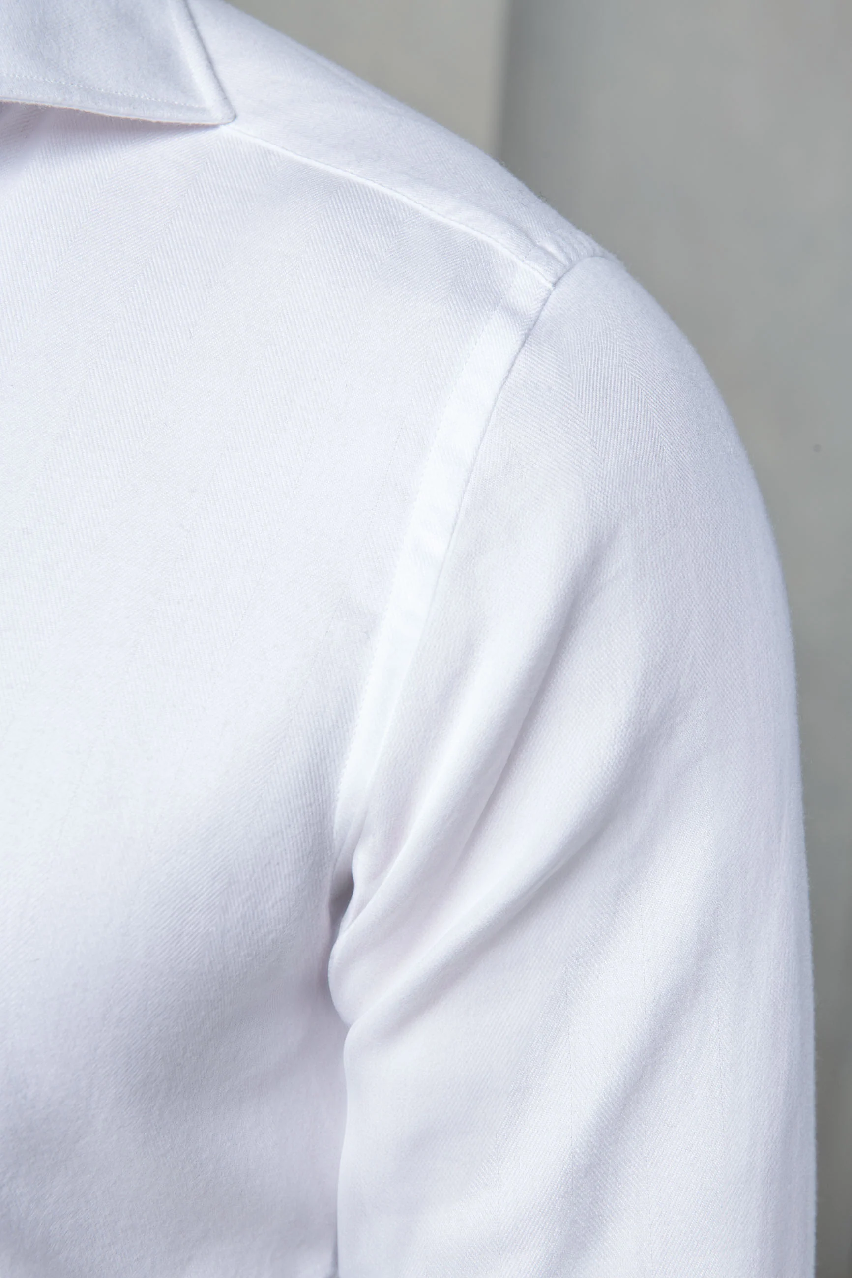 White herringbone cotton and Tencel™ shirt - Made In Italy - Image 3